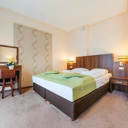 Verano, Sun & Snow *